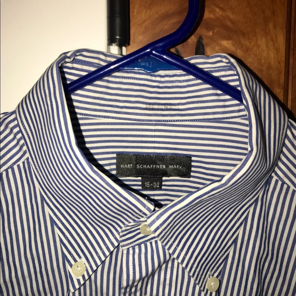 Hart Schaffner Marx Button Up